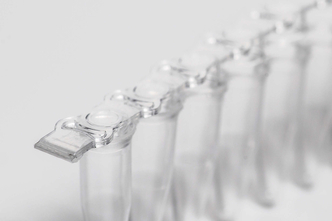 Nerbe Plus PCR microcentrifuge tube PP, 0,2ml, 8-strips, with attached stripe of 8 flat caps, highlyTransparent (125 pcs)